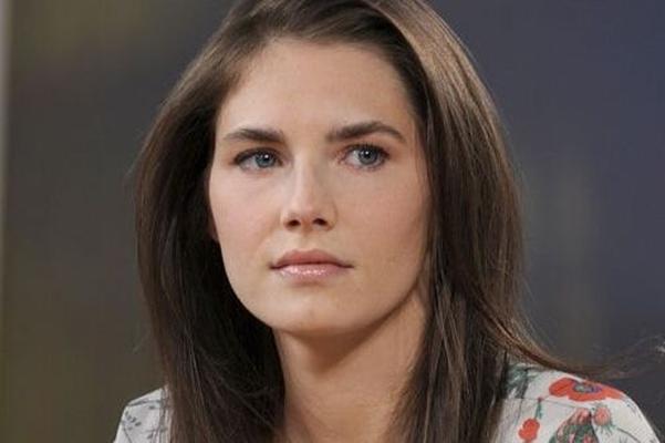 Foxy Knoxy (Amanda Knox)