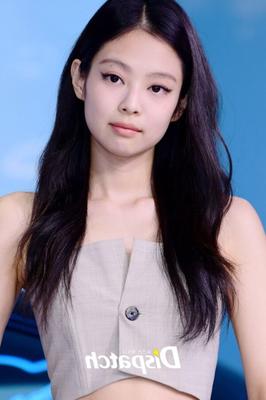 WHITEPink: Jennie Kim finalmente ganha seu próprio bebê hapa mestiço