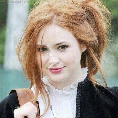 Karen Gillan Gesichtsbehandlungen