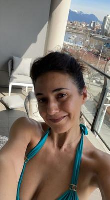 Emmanuelle Chriqui - carne judia de um ano de idade - diabrete ainda está quente