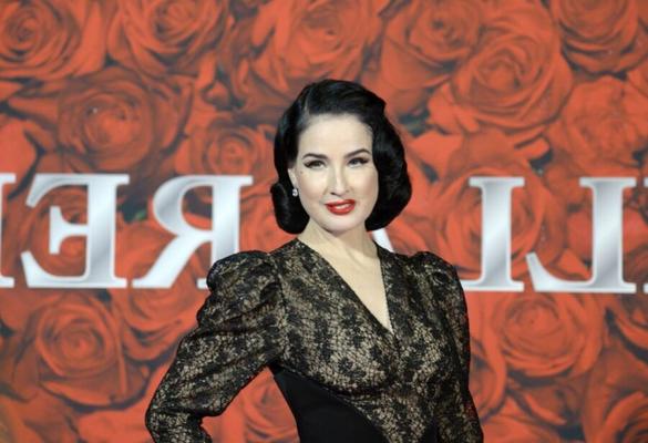 Dita Von Teese – Party in der Villa Remus auf Mallorca