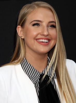 Veronica Dunne / American Actress