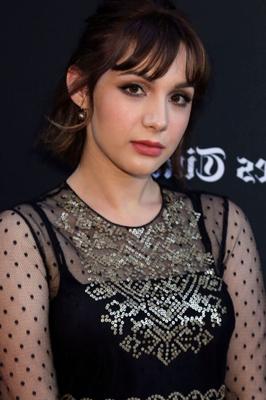 Hannah Marks mujer ideal