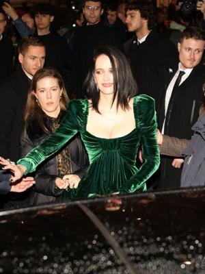 Eva Green cleavage @ The Three Musketeers Milady Premiere in Par