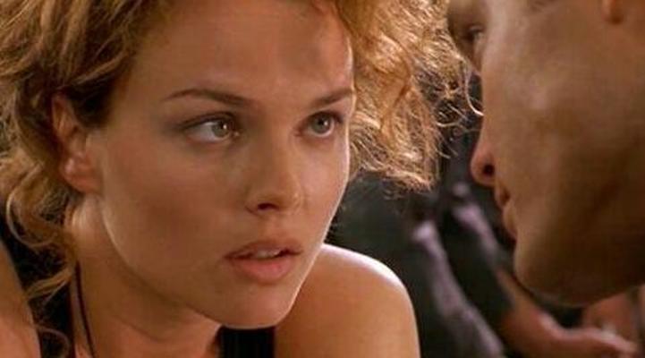 Chicas famosas: Dina Meyer