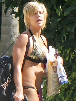 Kate Gosselin - Black Bikini