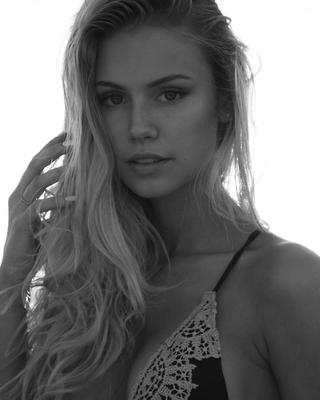 Scarlett Leithold / Modelo americana