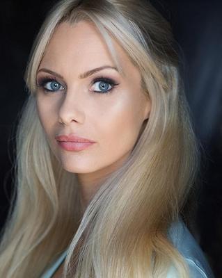 Jessica Jane Clement (Stafford) – Fahndungsfotos der Schauspielerei