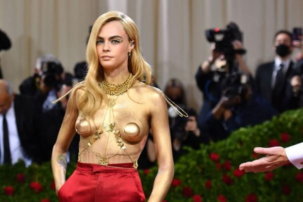 Cara Delevingne / Modèle anglais