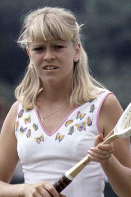 Sue Barker