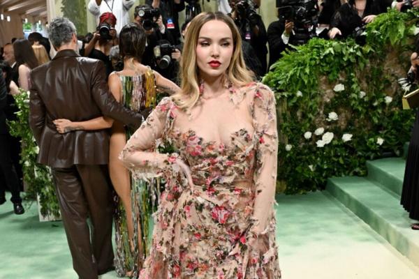 Dove Cameron – nimmt an der Met Gala am 6. Mai 2024 in New York teil