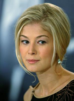 Rosamund Pike