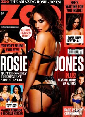 Rosie Jones nue, seins nus, mamelons, séance de magazine, célébrité