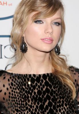 Taylor Swift se masturba