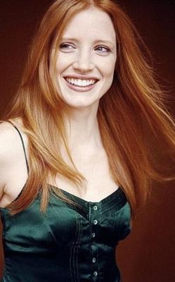 Jessica Chastain garota hippie descalça