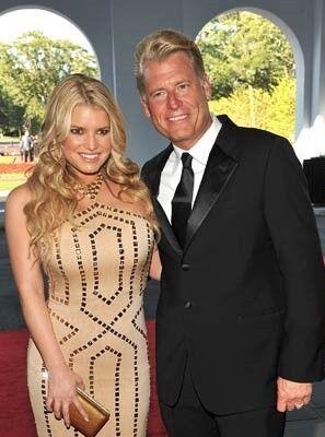 JESSICA SIMPSON WAS BUILT FOR PLEASING HER DADDY