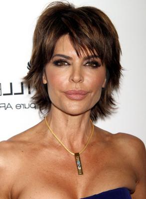 Seins - Lisa Rinna