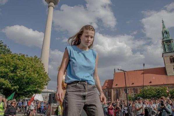 Luisa Neubauer – möchte sie in einem sadistischen Schnupftabakfilm sehen