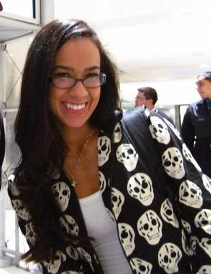 AJ Lee Brillen