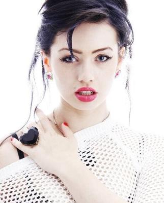 Skye Sweetnam ist die ideale Frau