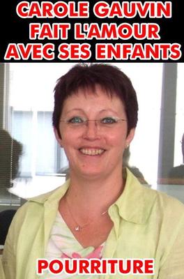 CAROLE SECRÉTAIRE EN VENTE