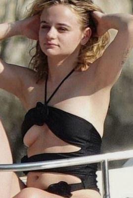 Joey King - Diversos