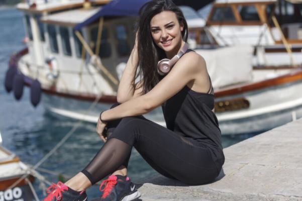 La actriz turca Tuvana Türkay