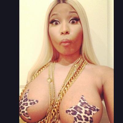 Nicki Minaj y sus increíbles tetas grandes