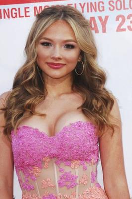 Natalie Alyn Lind