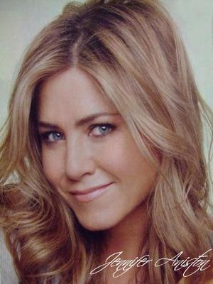 Jennifer Aniston adora ser salpicada de porra