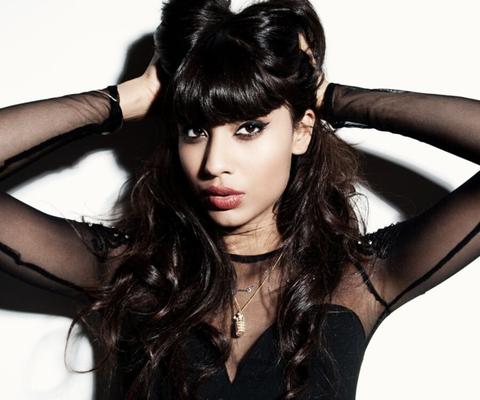 Jameela Jamil – Wowza