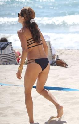 Brooke Burke cuerpo de voleibol de playa