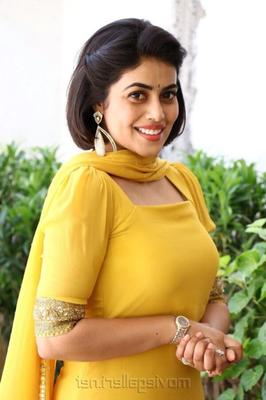 Poorna