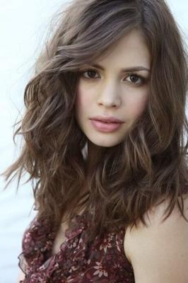 Conor Leslie / Actrice américaine