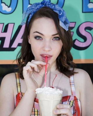 Violett Beane is sexy as hell