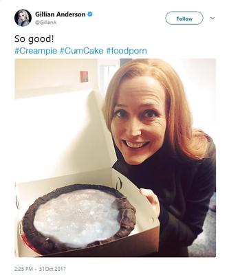 Gillian Anderson twittert (x-bewertet)