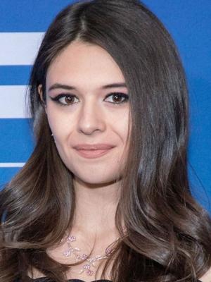 Nicole Maines Transe