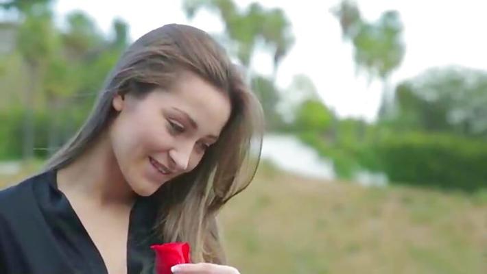 Dani Daniels sinnliche heiße Augen küssen mich abspritzen