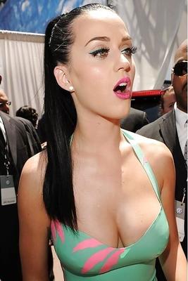 Katy Perry ajuste adequado