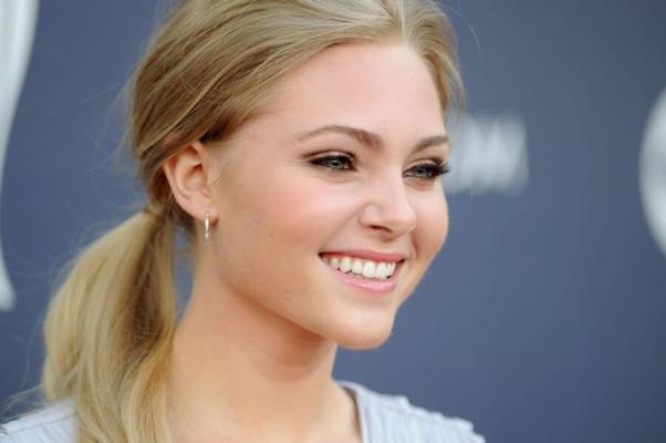 ansophia robb