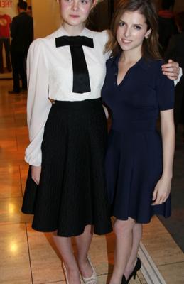 Anna Kendrick and Elle Fanning