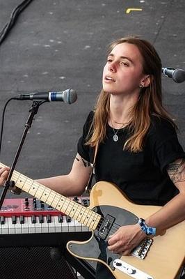 Sexy Julien Baker