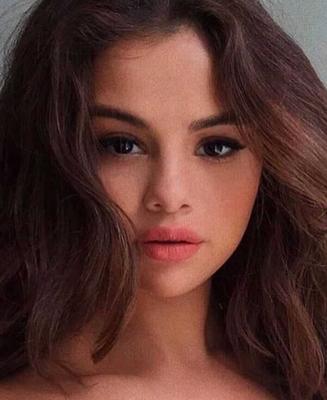 Heiße Bilder von Selena Gomez