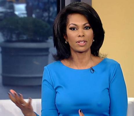 Harris Faulkner Fox News nena con pezones falsos