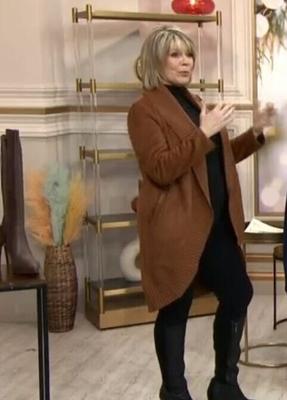 Ruth Langsford – Lederstiefel