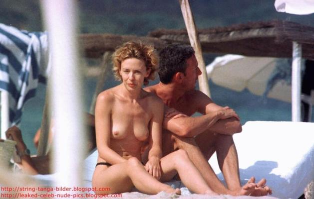 Kylie Minogue en topless