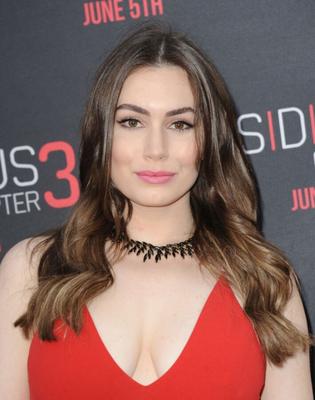 SOPHIE SIMMONS