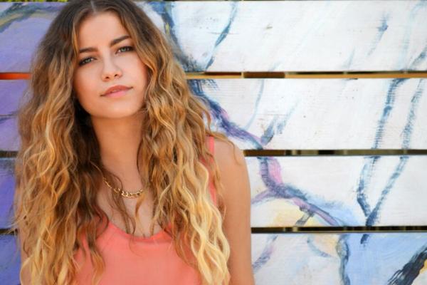 Sofia Reyes / chanteuse mexicaine