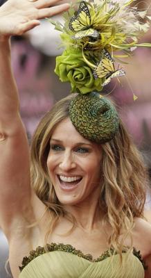 SARAH JESSICA PARKER - Brazos arriba