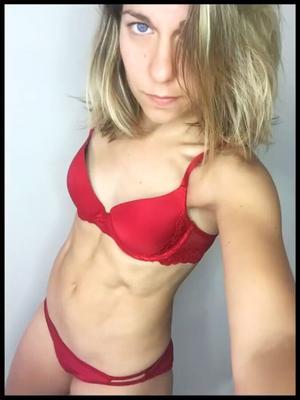 Ali Spagnola - Nackt-Selfies!